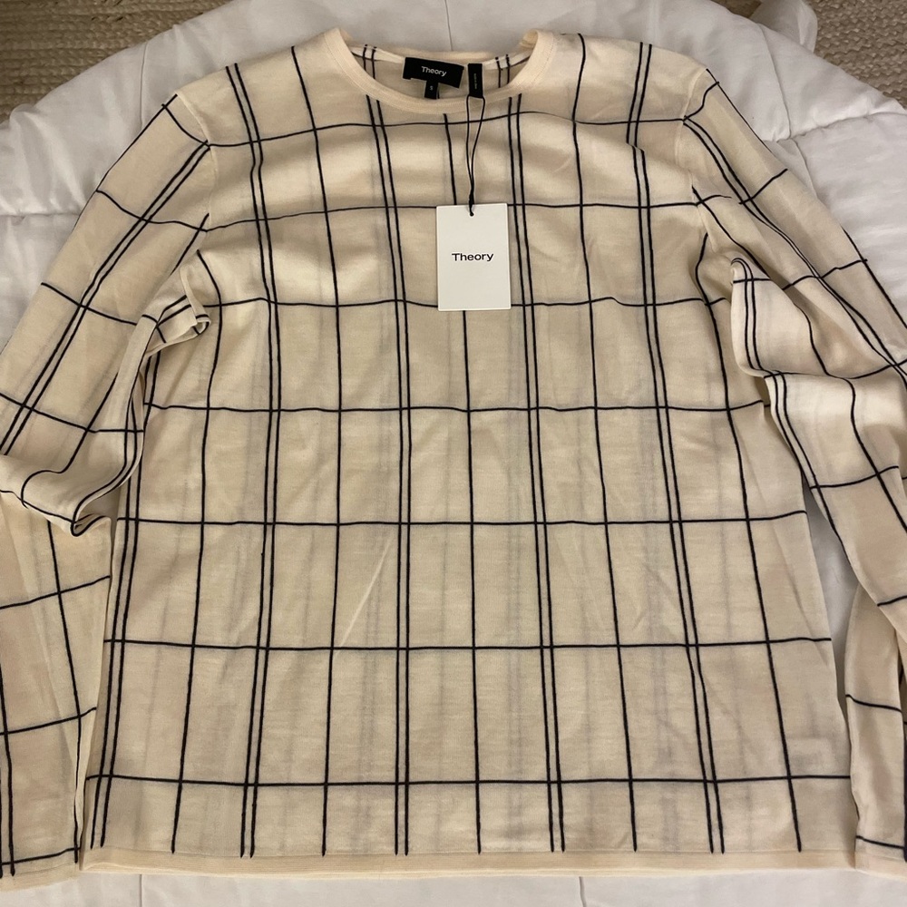 SOLD OUT / THEORY SWEATER $295! SIZE SMALL